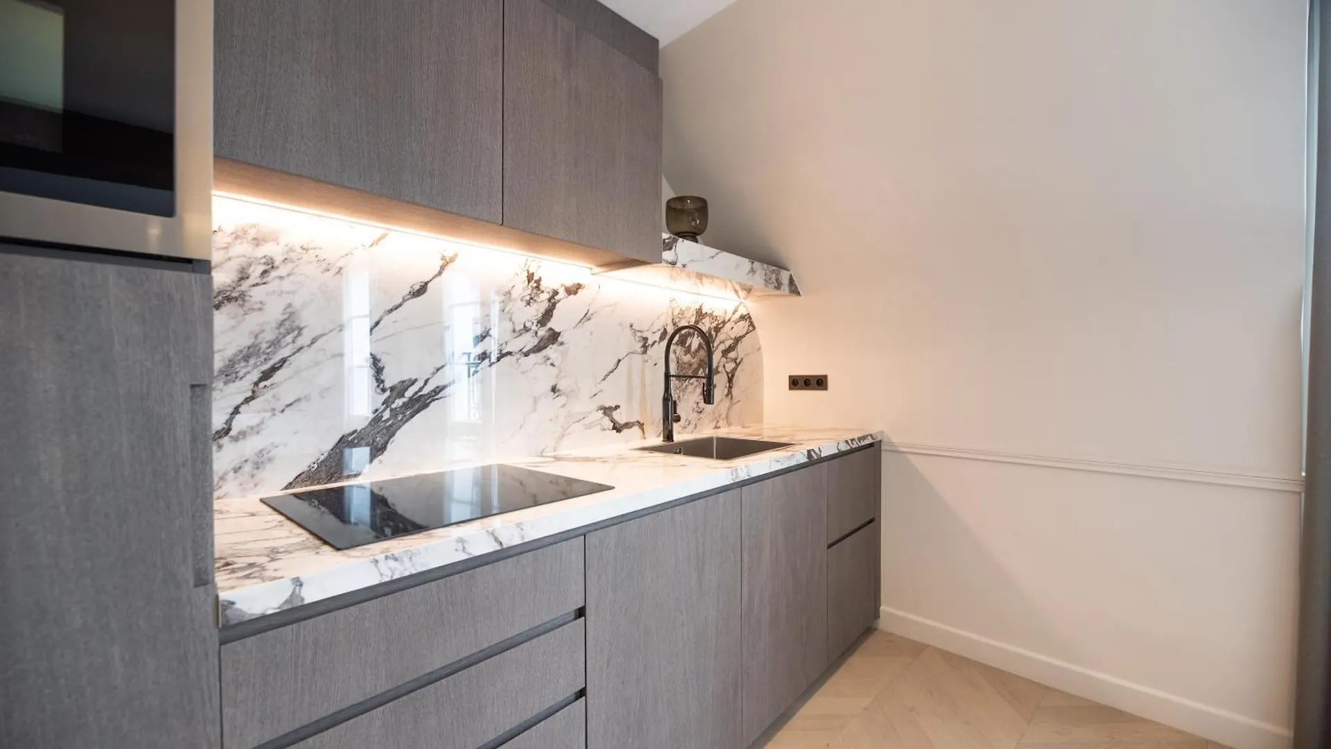 Mbm - Luxury Home In Marais 파리 0*,  프랑스