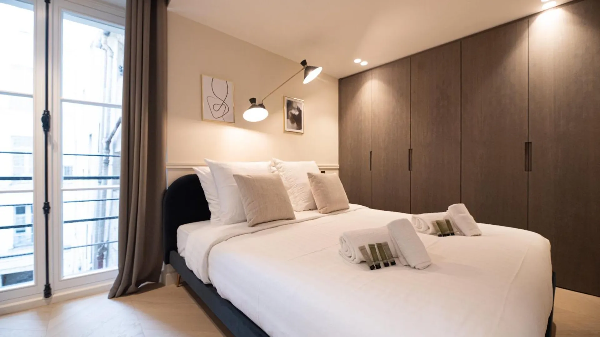 Mbm - Luxury Home In Marais 파리 0*,  프랑스